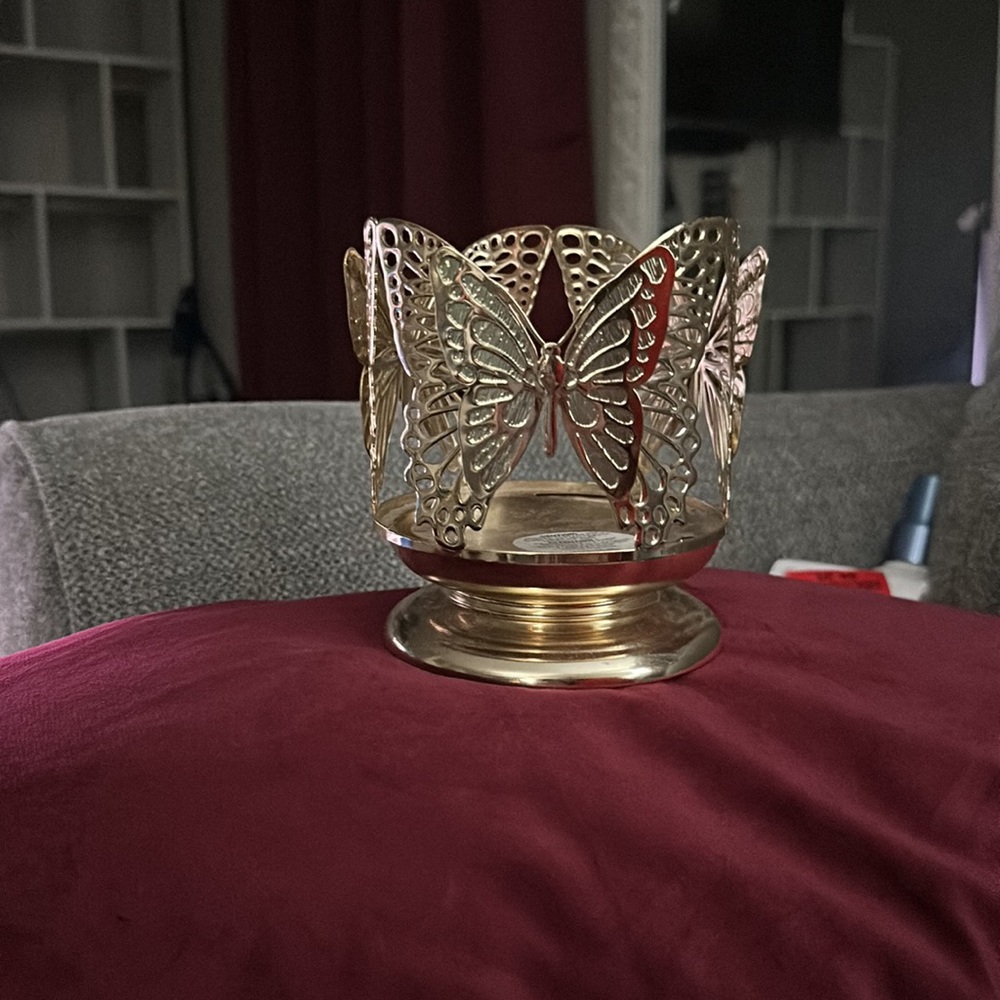 3 wick candle holder